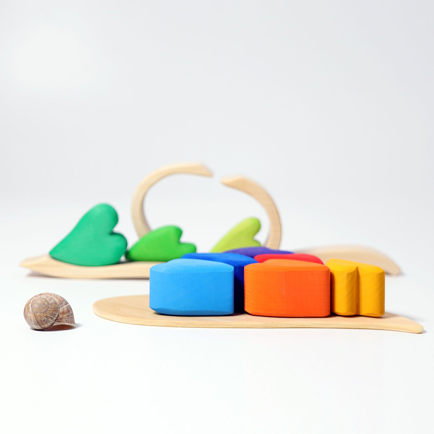 Grimm's wooden rainbow hearts set
