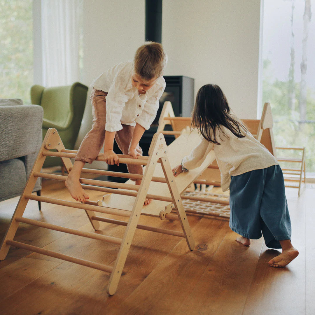 Wooden pikler climber triangle - Medium