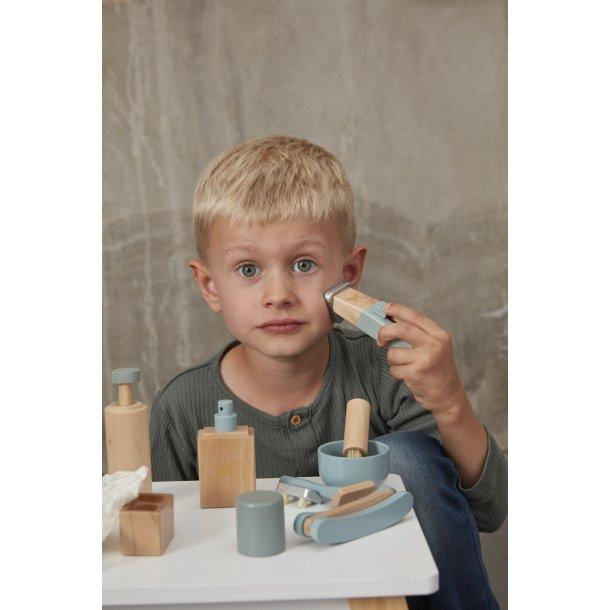 Wooden barber set (8 pieces)
