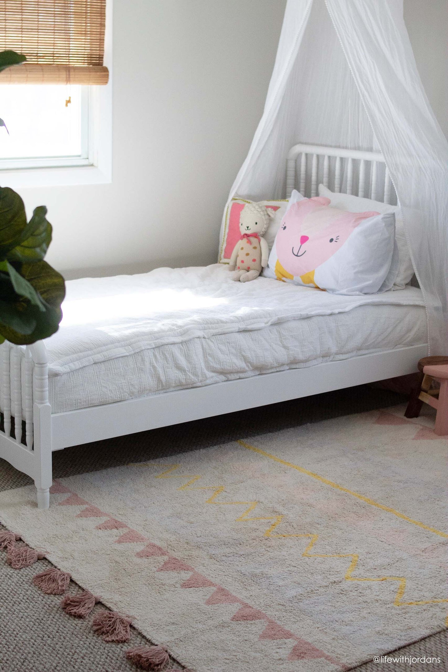 Aztec washable kids rug- Vintage Nude