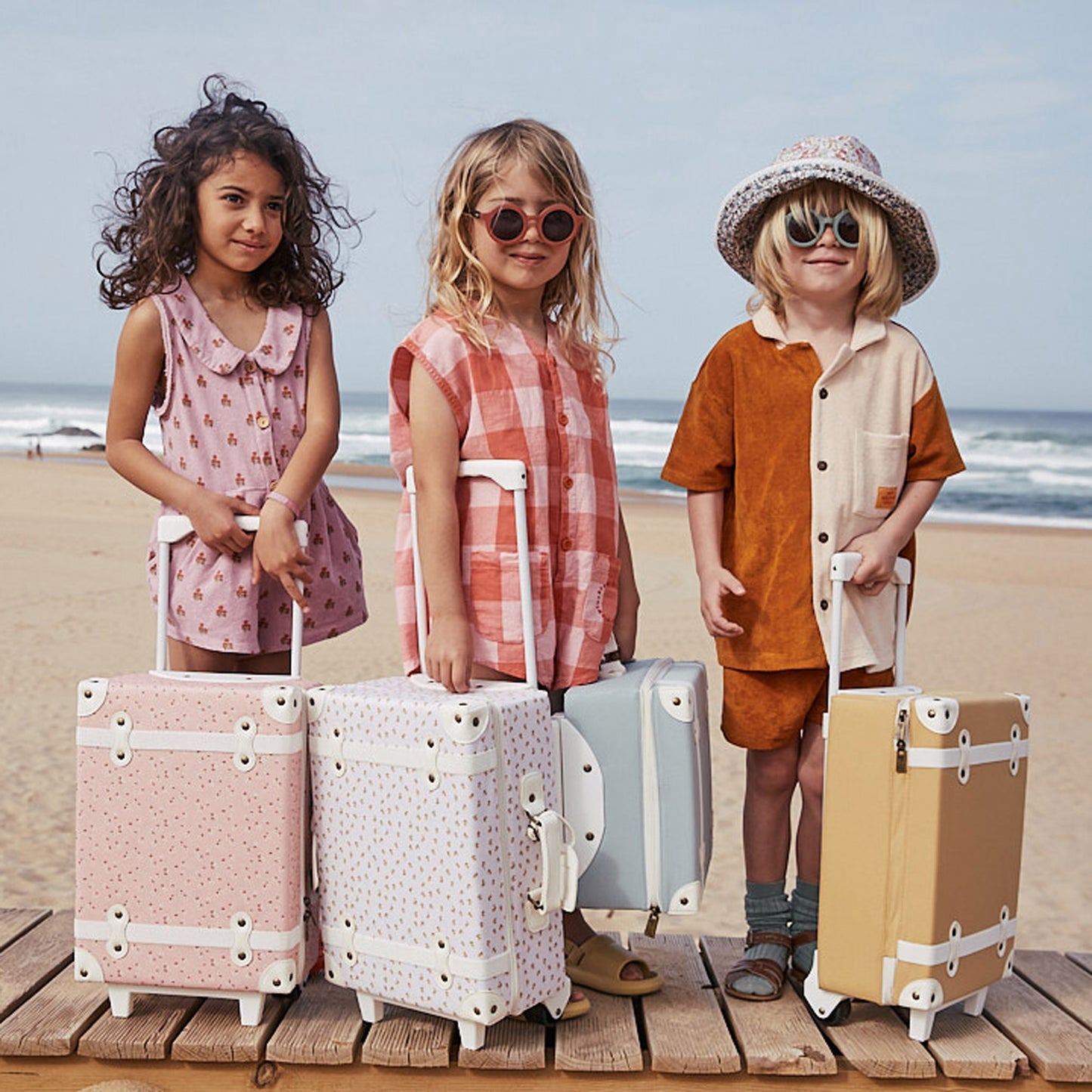 See-Ya suitcase - Pink Daisies