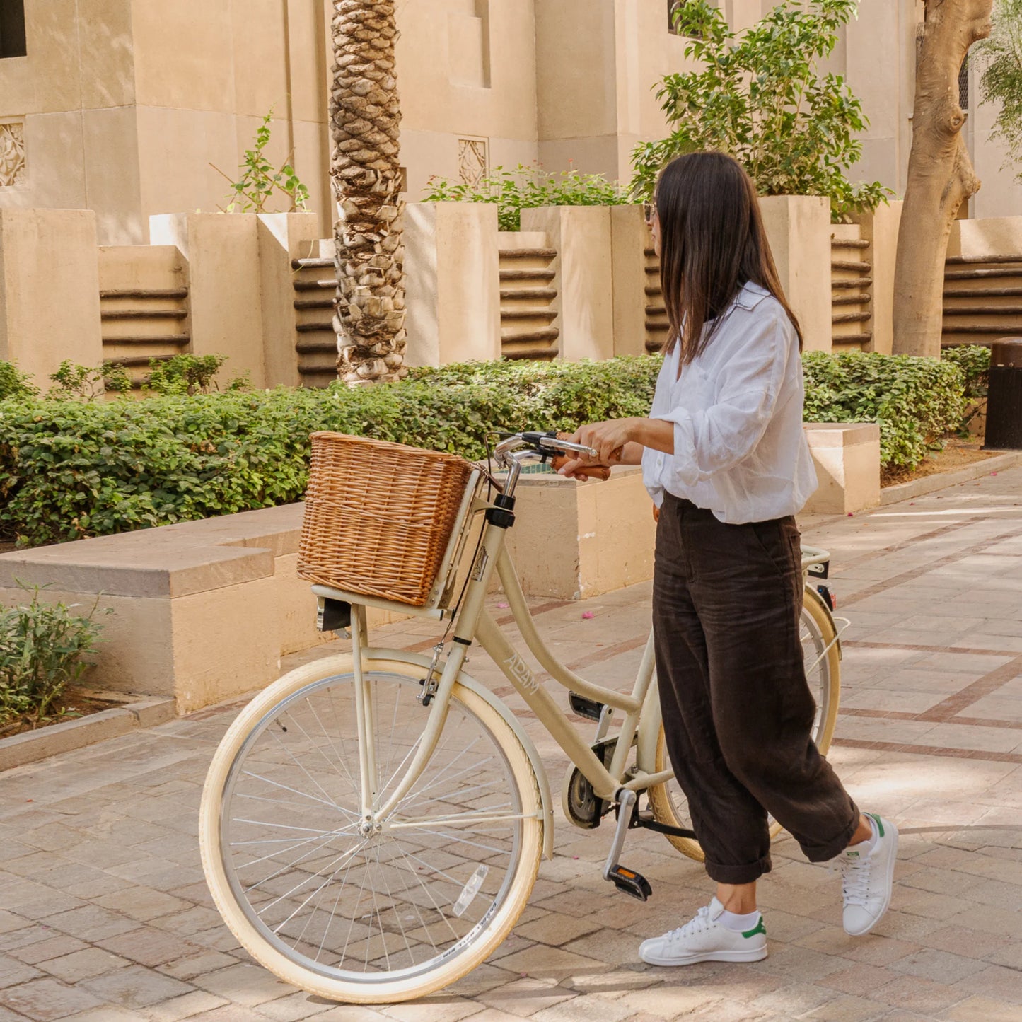 The Dutch Style 28" Adult Bike
