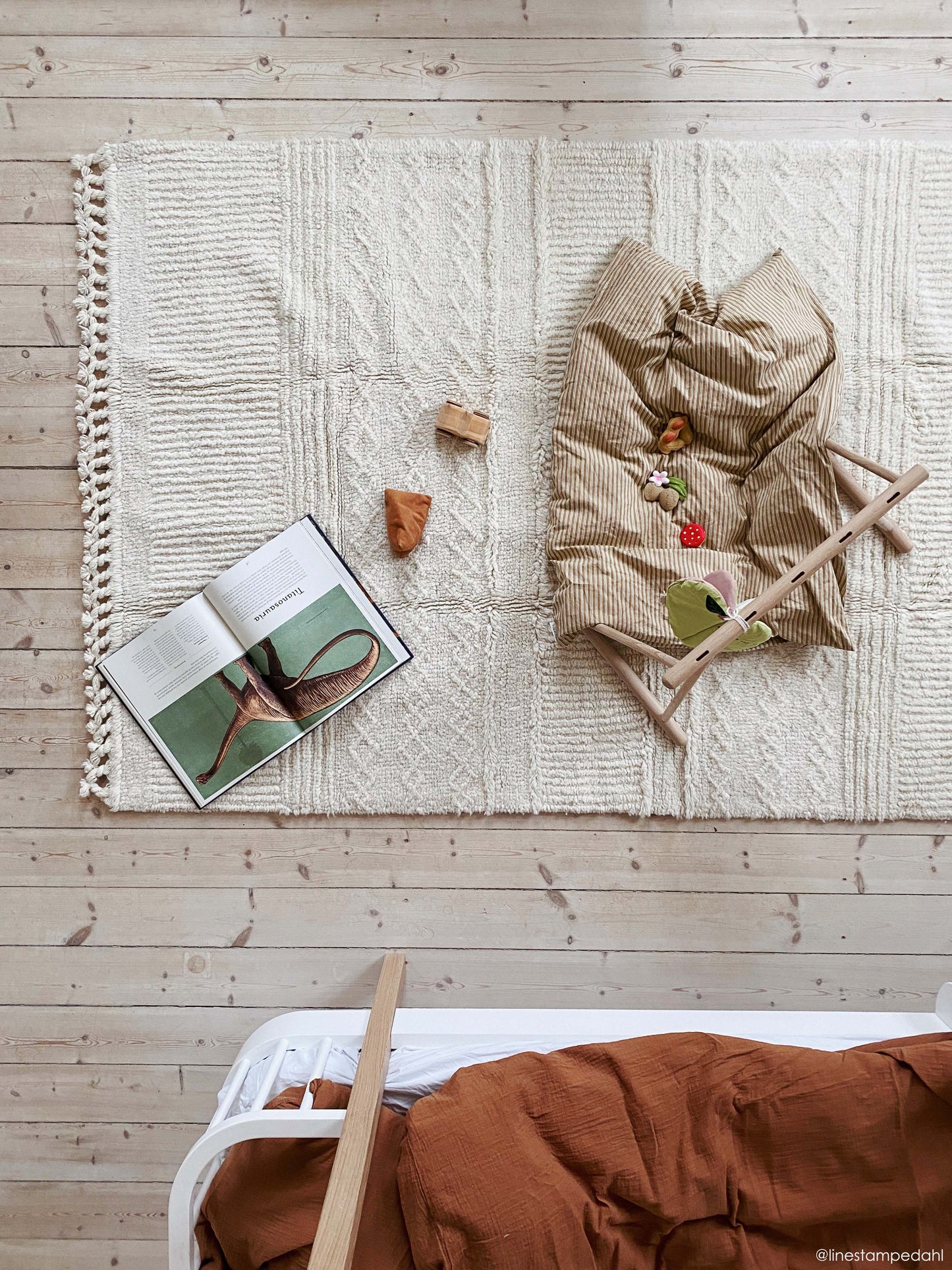 Woolable washable rug – Ari sheep white-Small