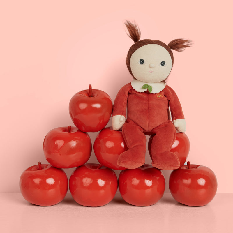 Dinky Dinkums doll-Annie Apple
