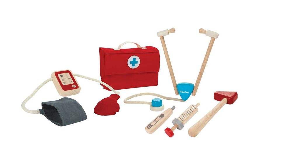 Kids wooden doctor set