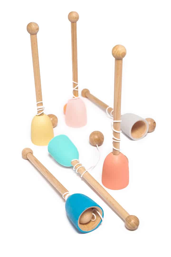 Wooden cup and ball game - Yellow