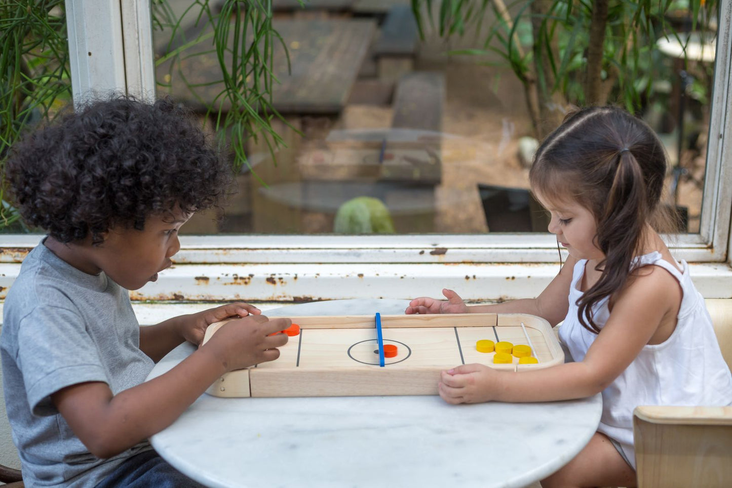 Wooden 2 in 1 shuffleboard game