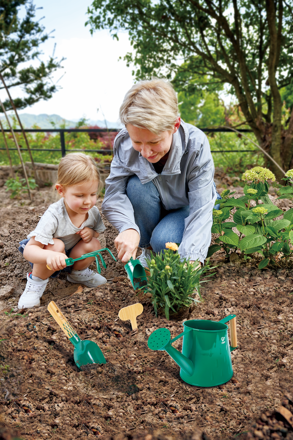 Gardening tool set