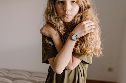 The Benefits of Analog Watches for Kids