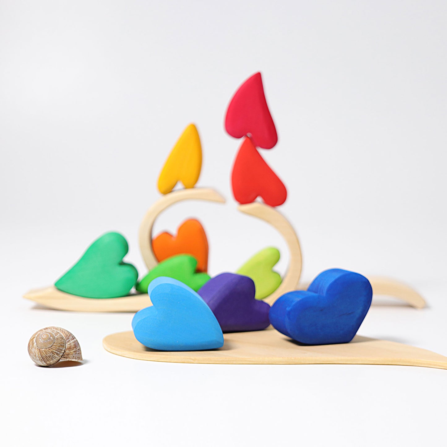 Grimm's wooden rainbow hearts set