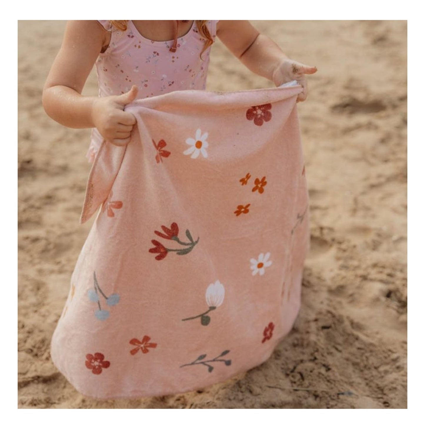 Kids beach and bath towel-Flowers & butterflies