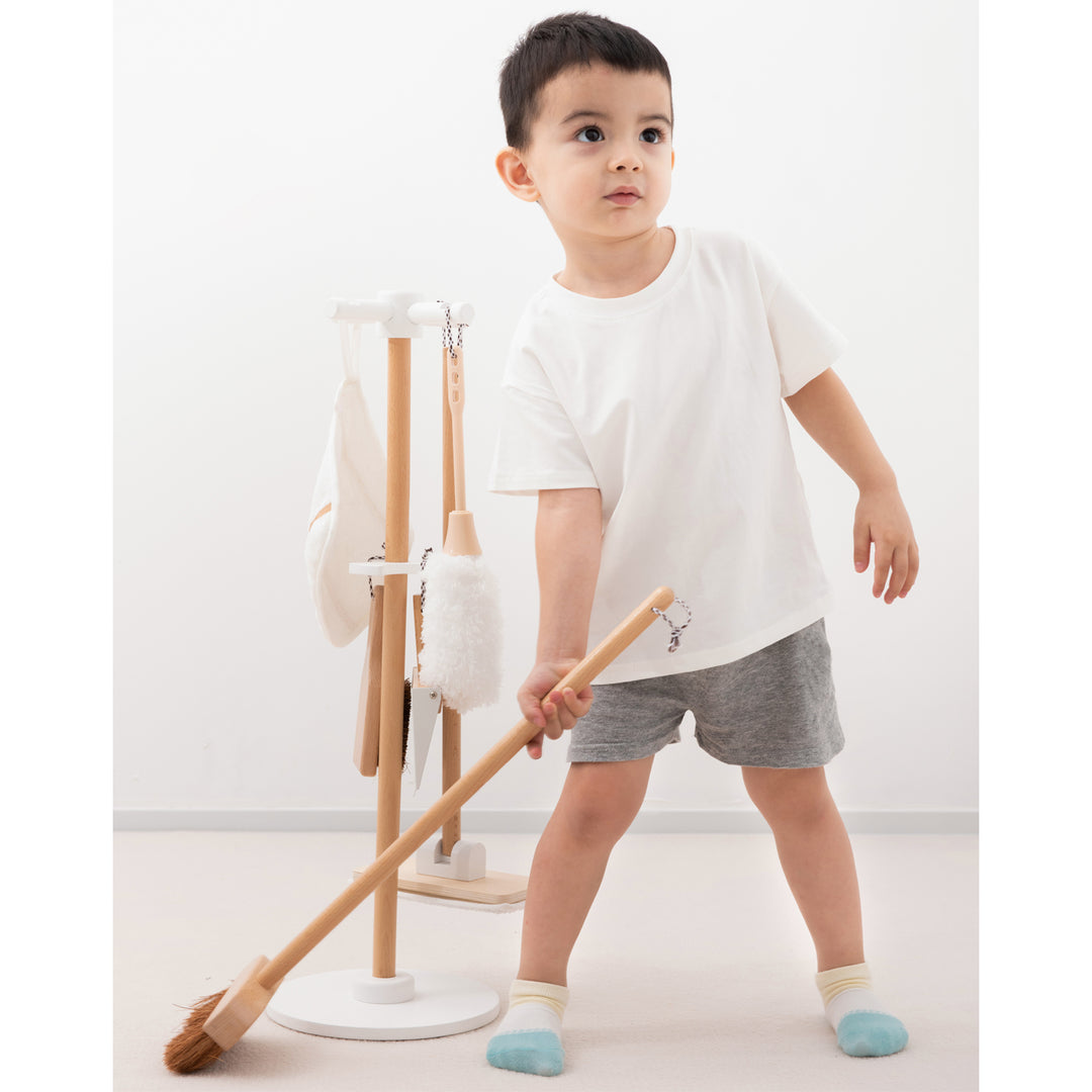 Wooden cleaning tools play set