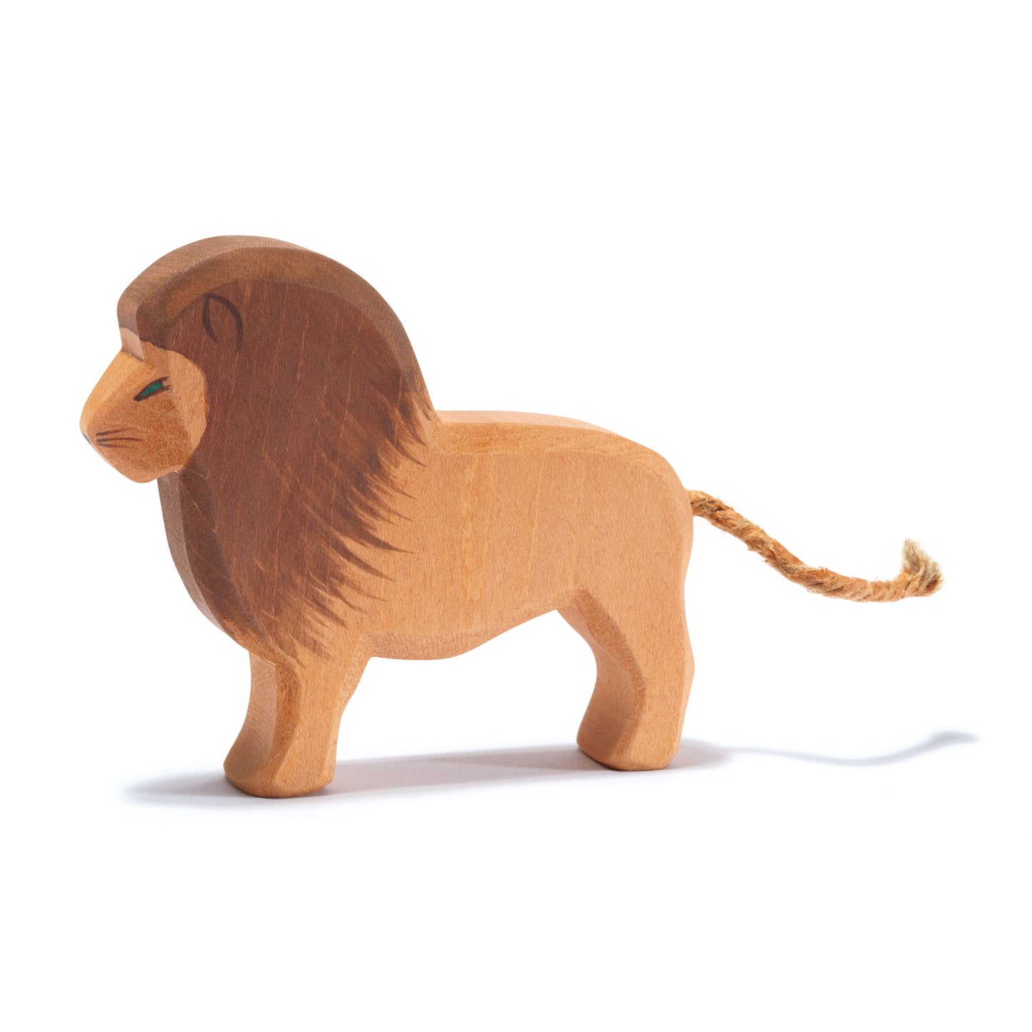 Wooden male lion figurine