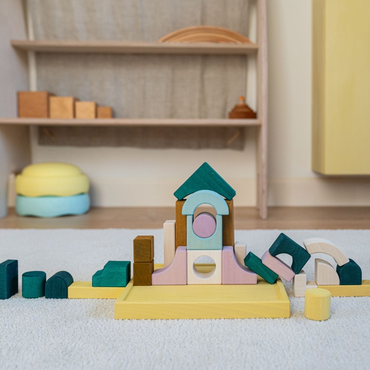 Grimm's small building set movement wooden blocks set