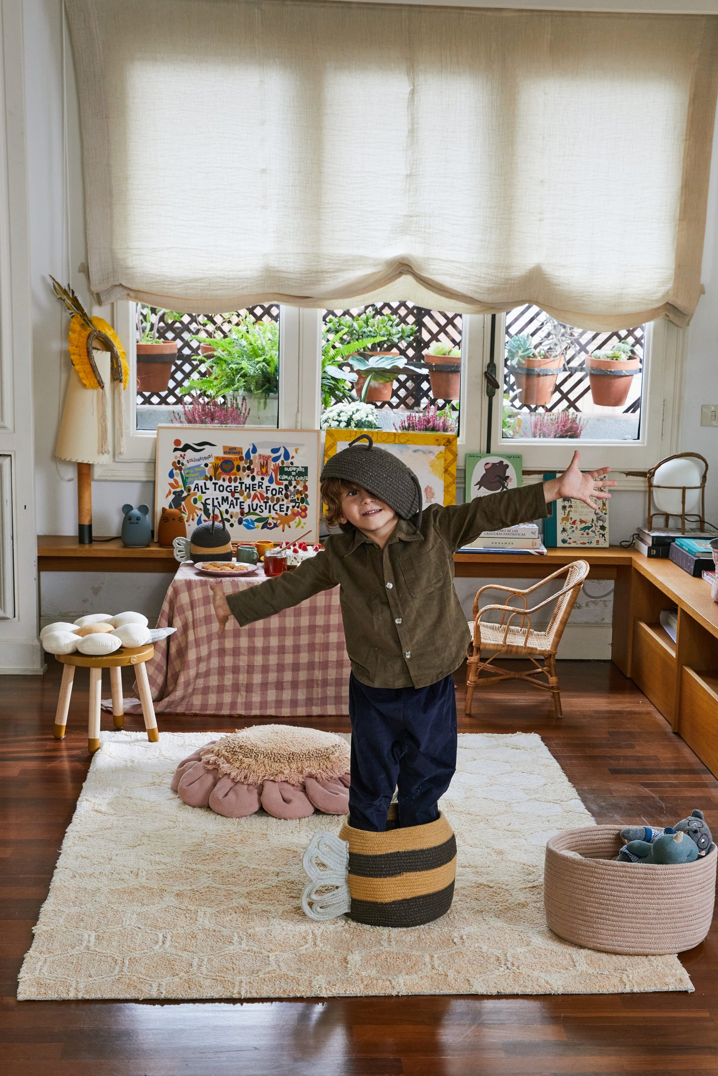 Mama Bee storage basket