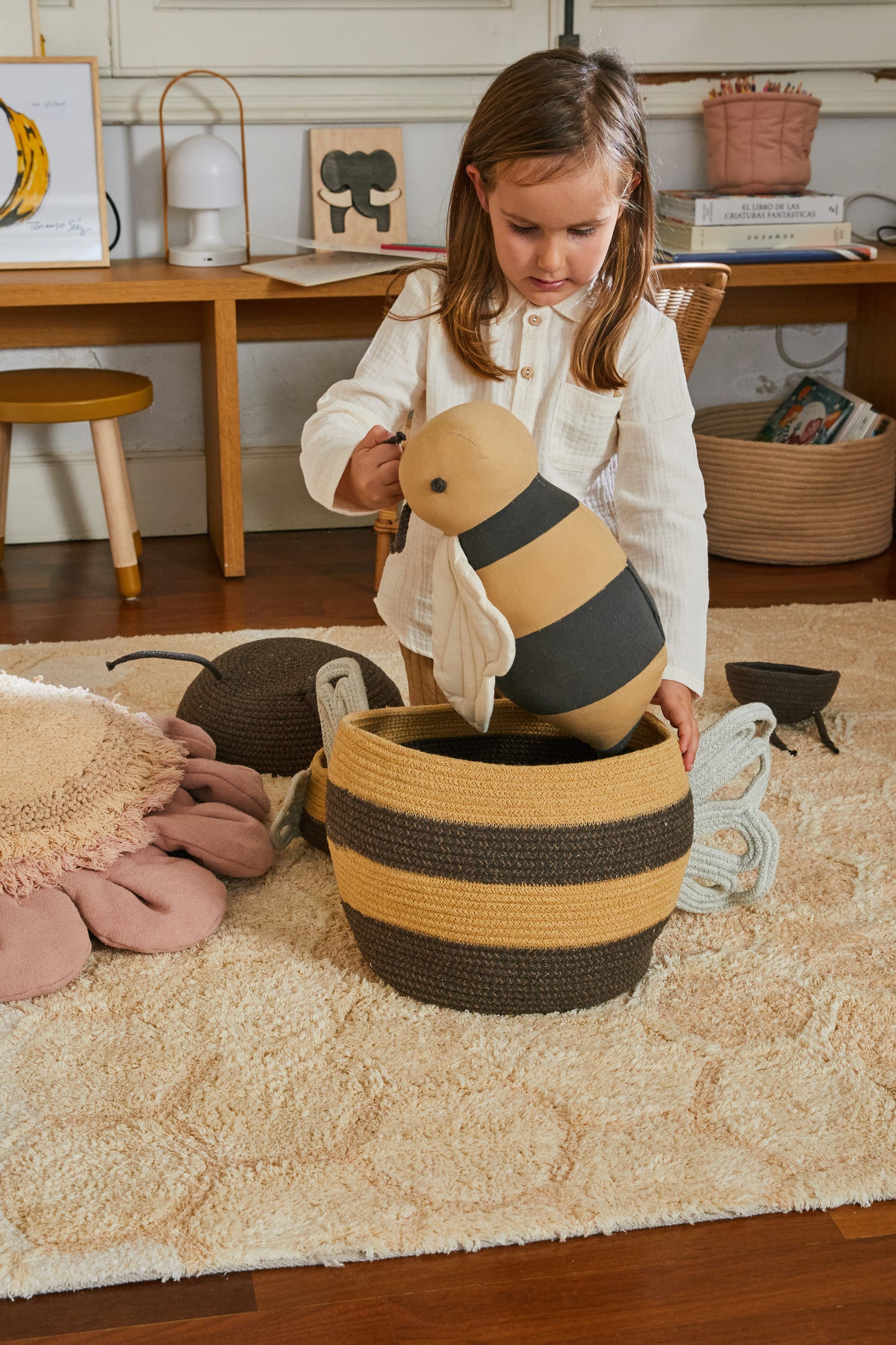 Mama Bee storage basket