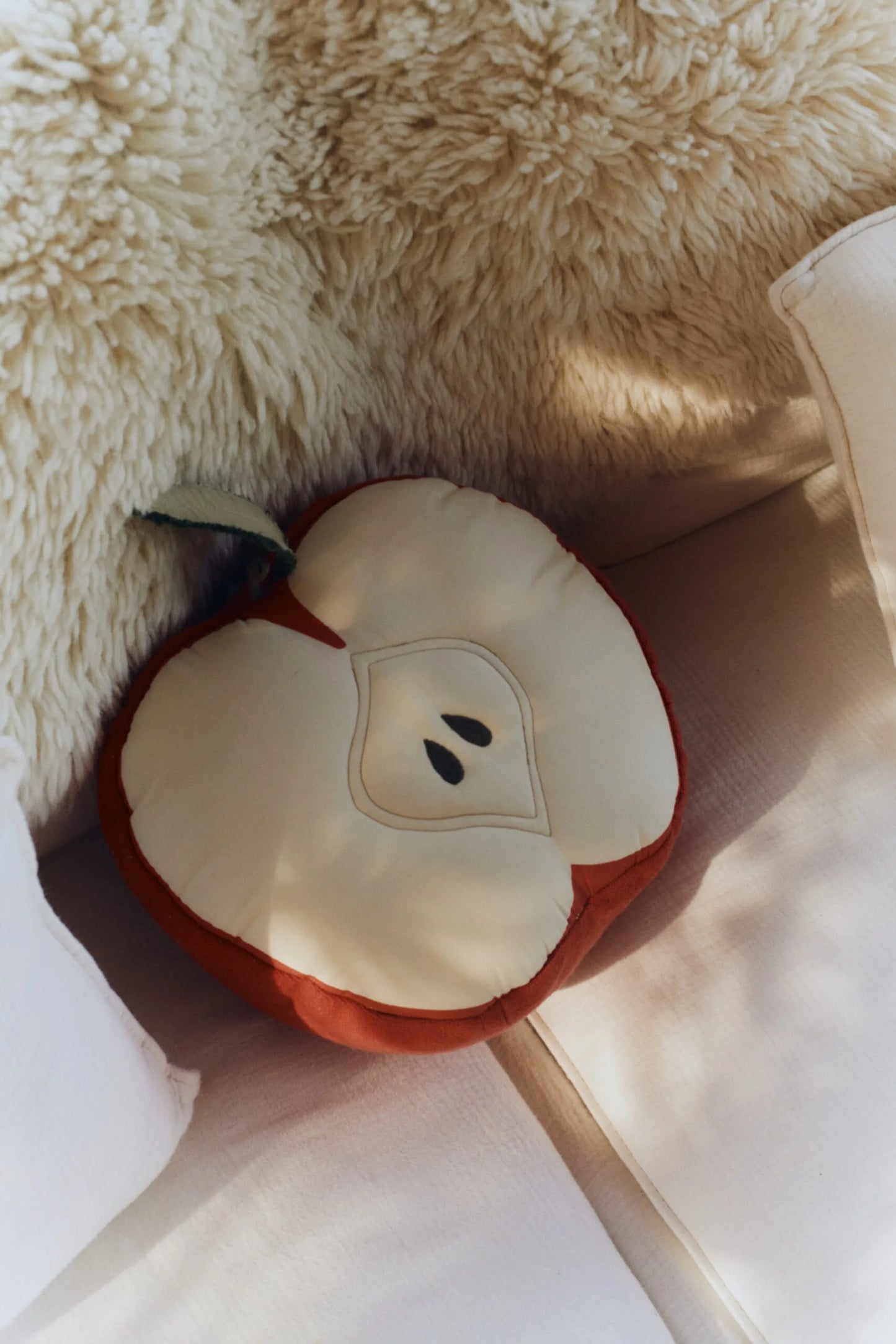 Cushion apple