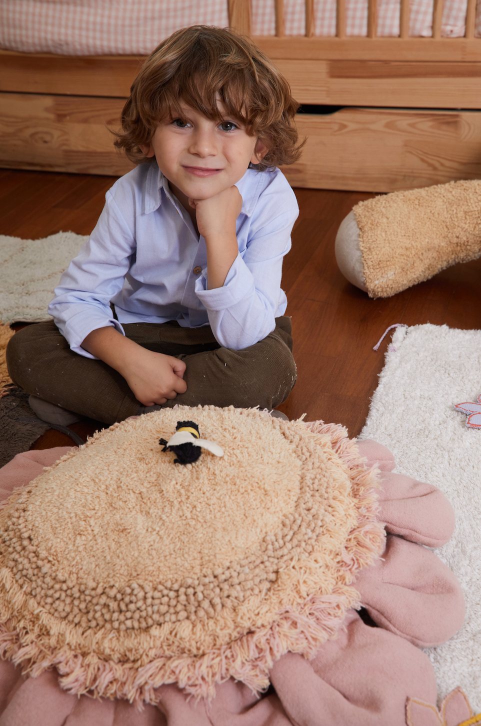 Pink daisy flower floor cushion