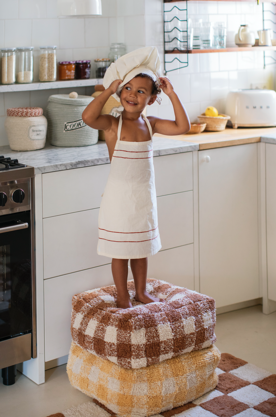 Cookie jar storage basket for kids