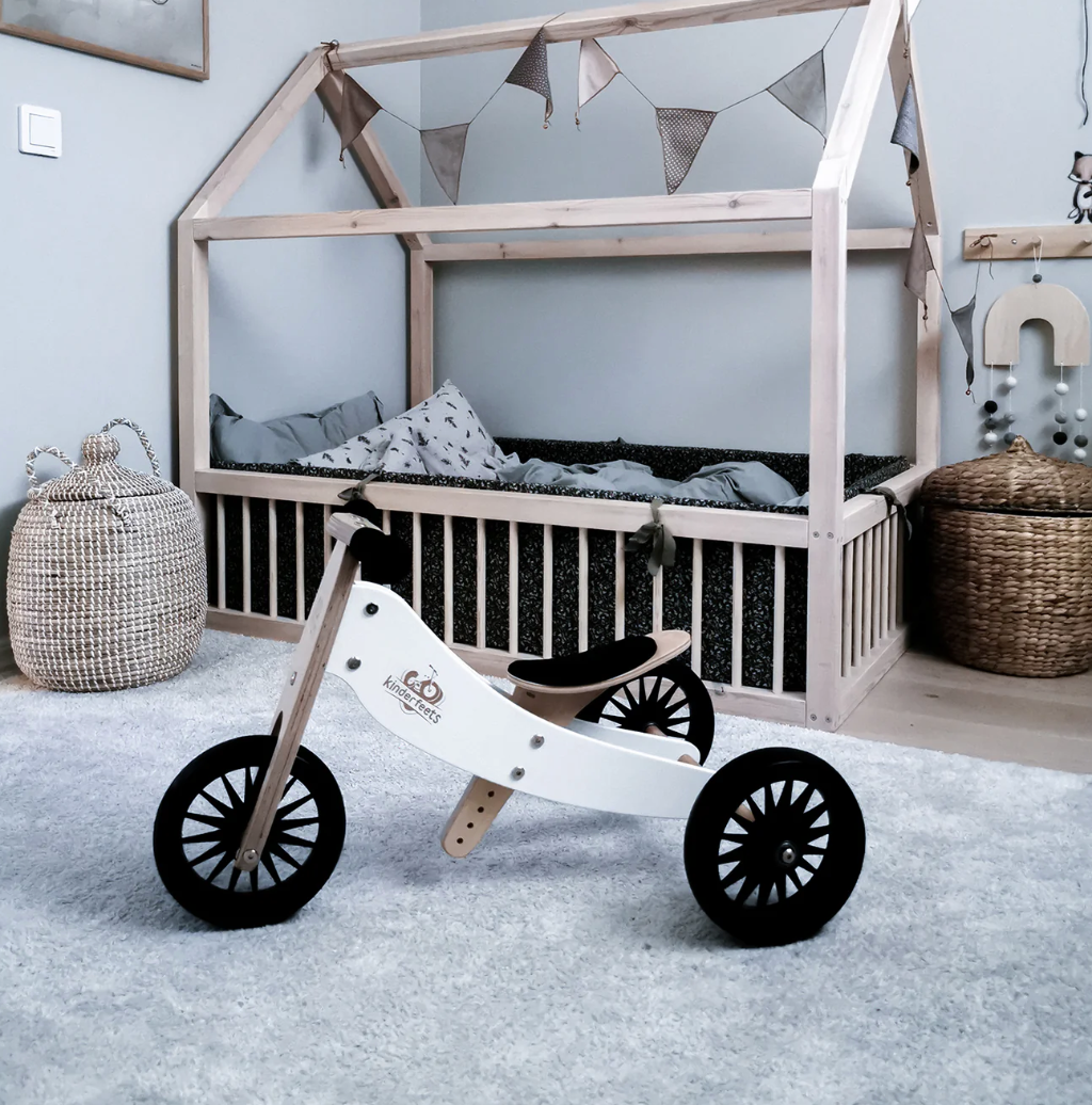 2-in-1 Tiny Tot Plus tricycle & balance bike - White