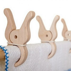 Waldorf giant wooden play clips (x4)