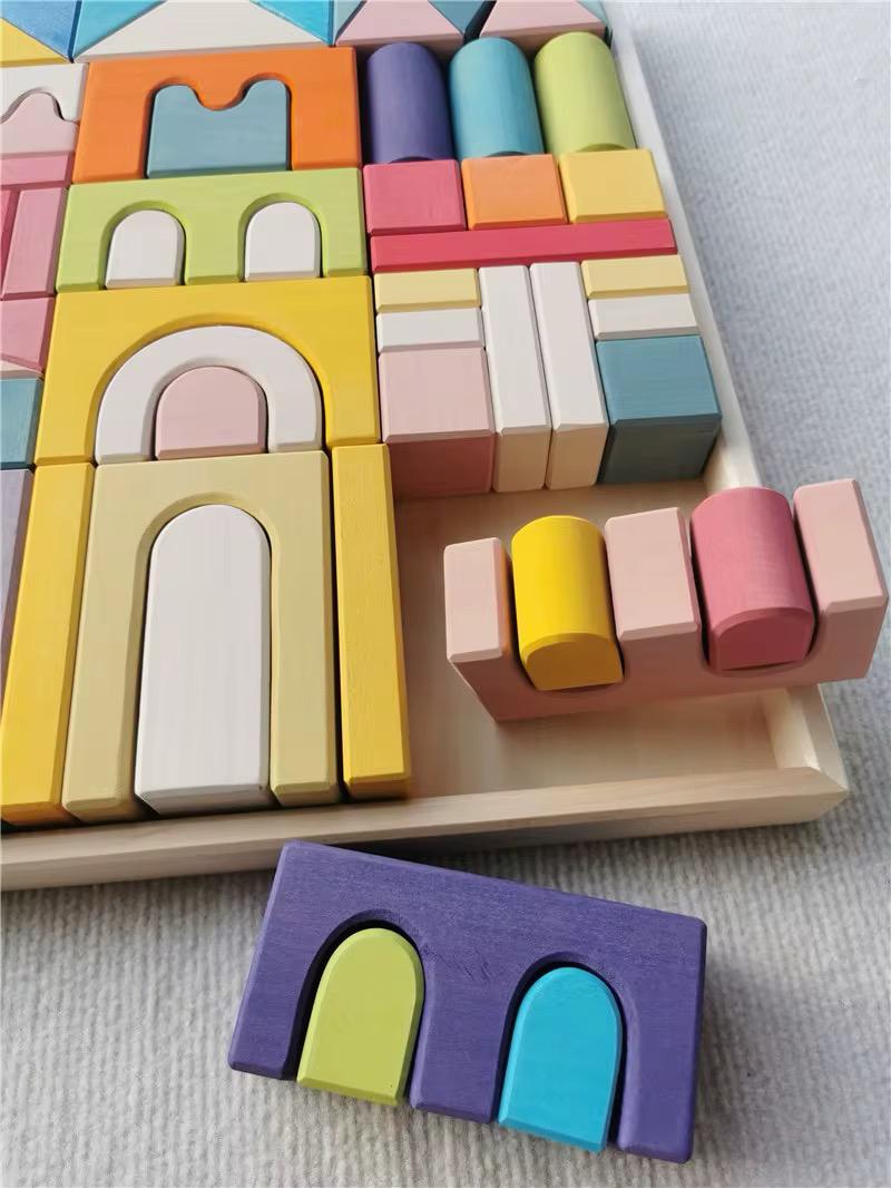 Wooden basic building blocks set