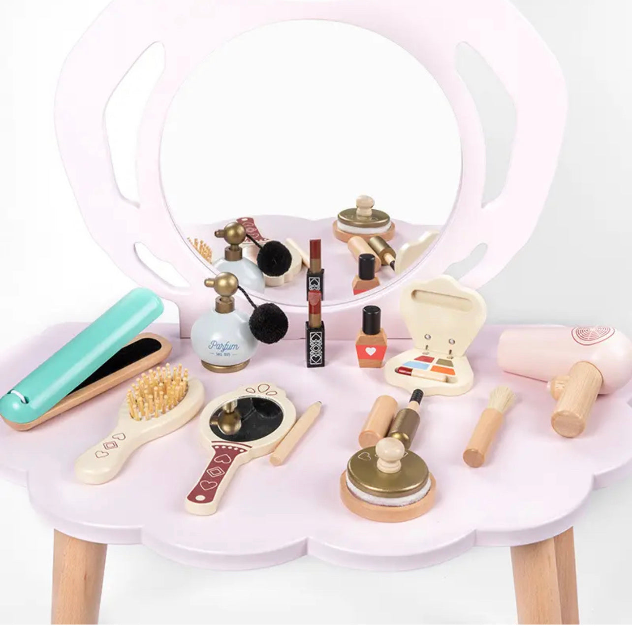 Wooden vanity kit set for kids