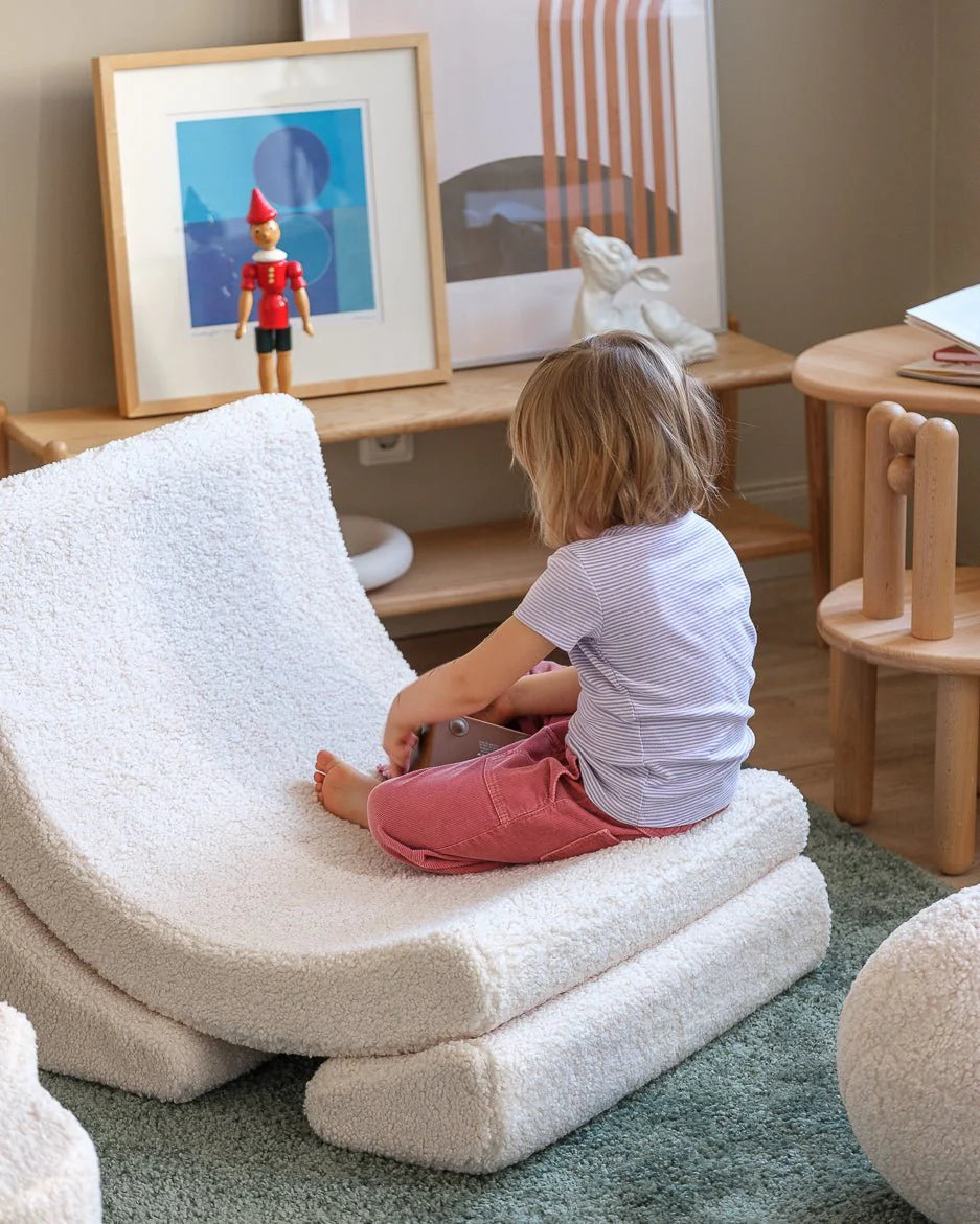 Wigiwama moon chair- Guava (Pre-order)
