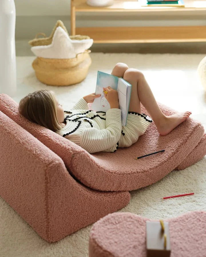 Wigiwama moon chair- Guava (Pre-order)