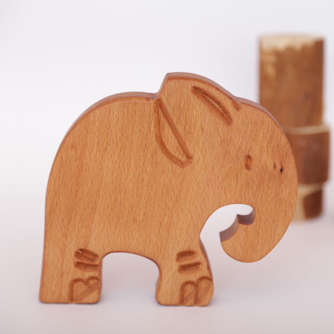 Wooden Elephant and Giraffe animals set