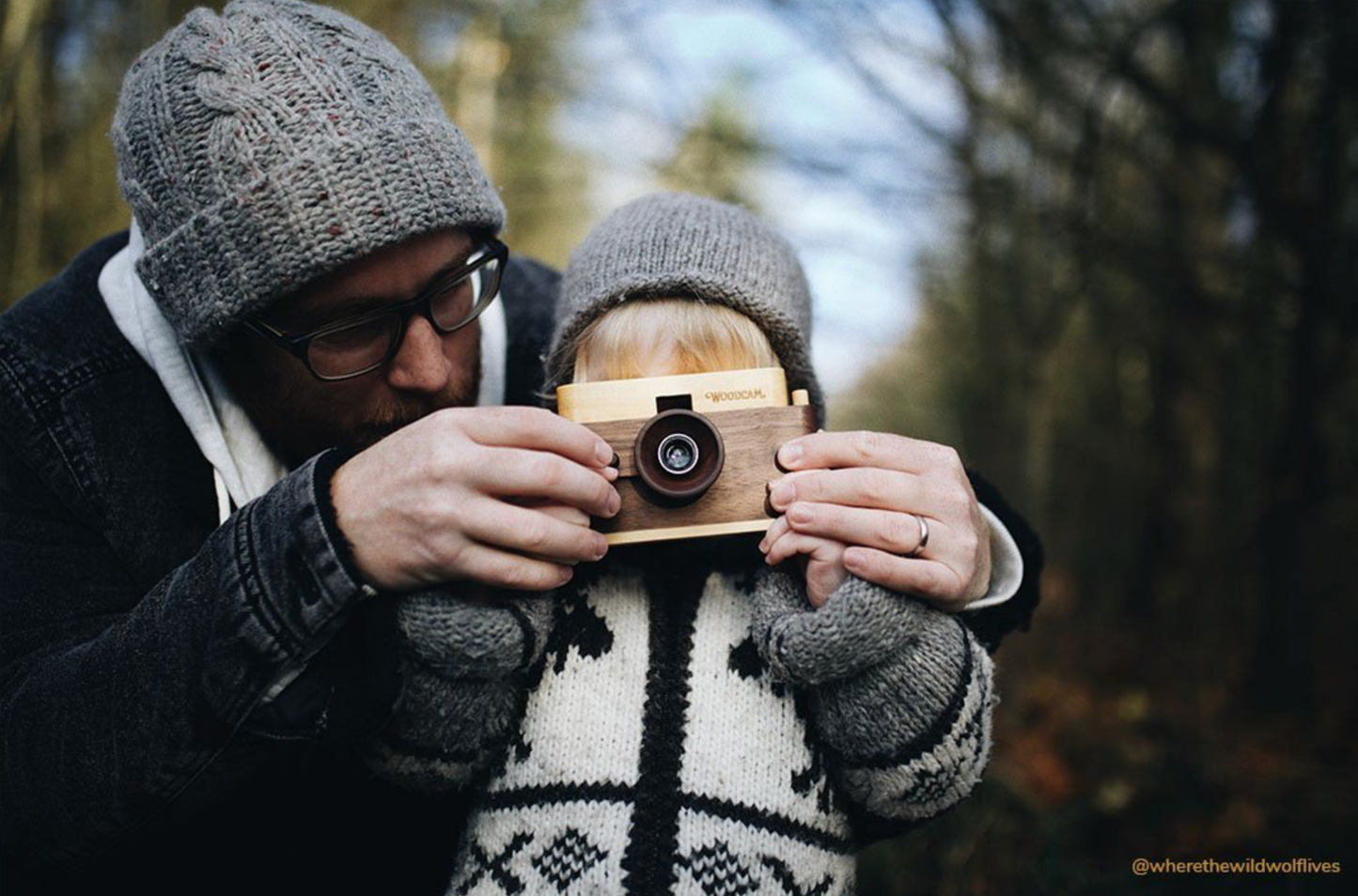 Classic one wooden digital camera