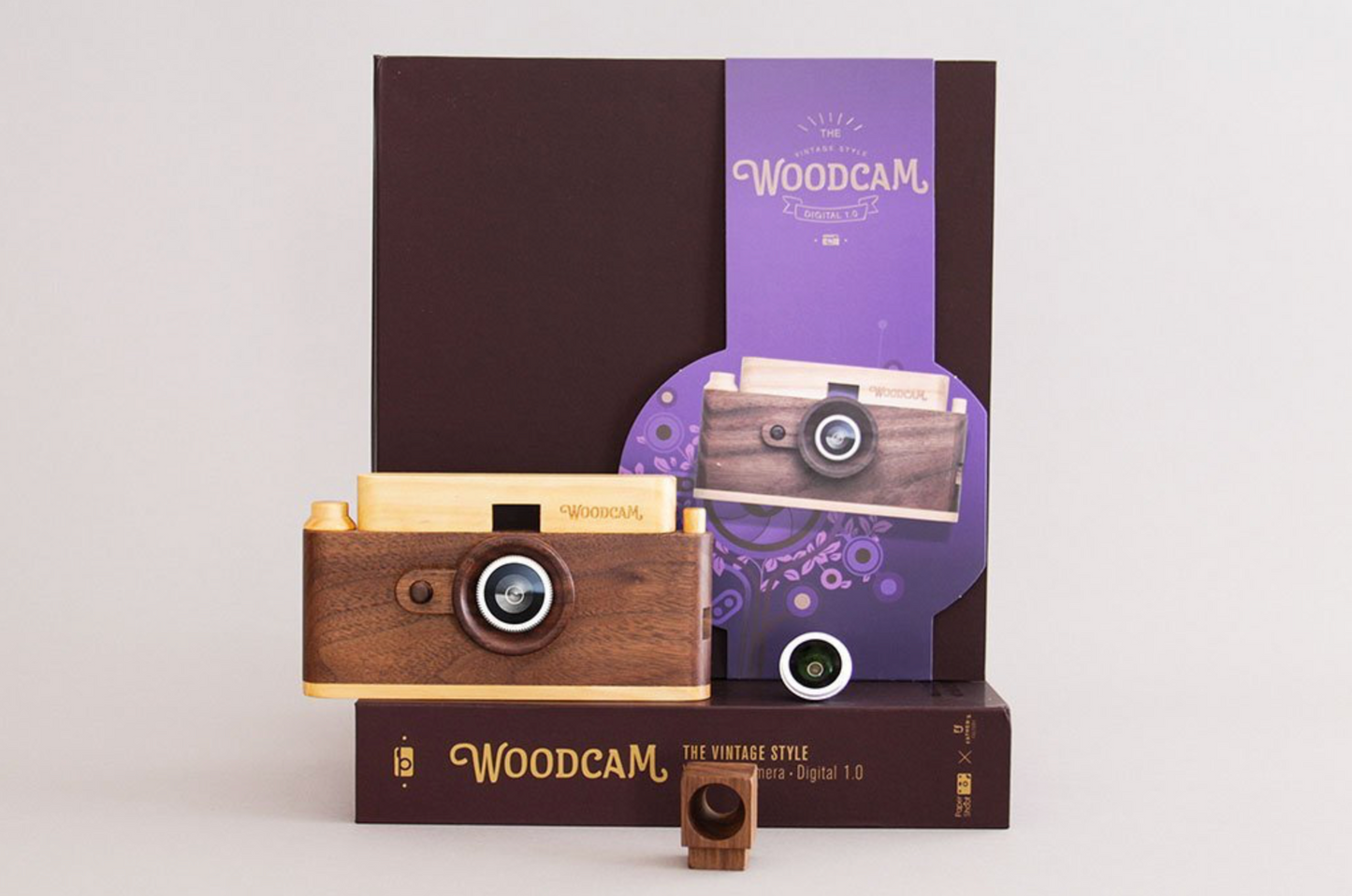 Classic one wooden digital camera