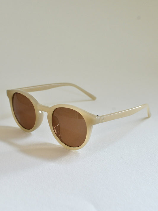 Kids recycled plastic retro style beige sunglasses