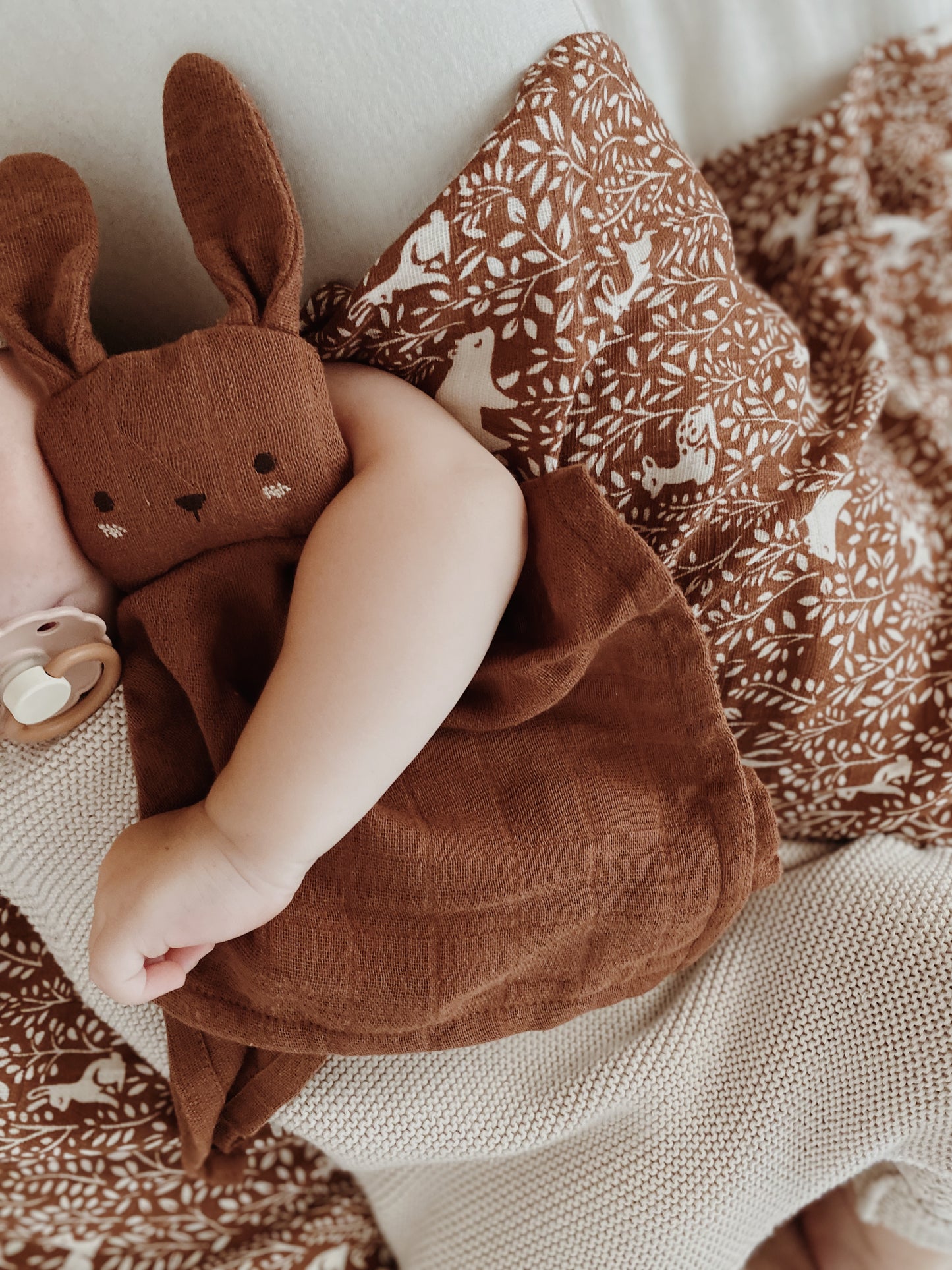 Organic cotton baby cuddle cloth - Bunny Nut